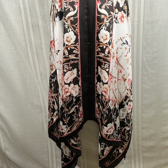 White House Black Market Black Velvet Bodice Floral Handkerchief Hem Dress - Picture 5 of 13